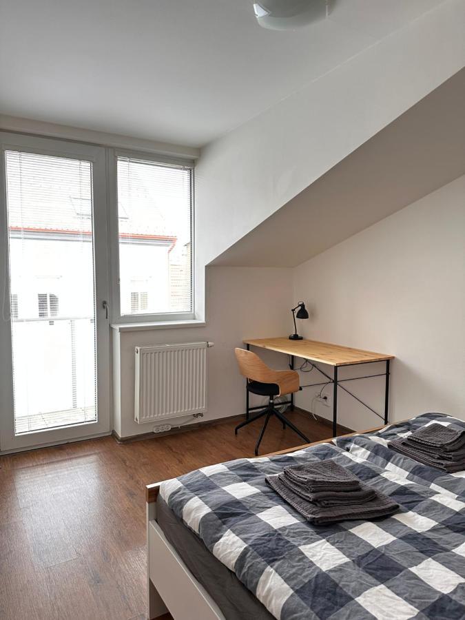 Apartman Ab Kryte Parkovani Zdarma Ceske Budejovice Kültér fotó